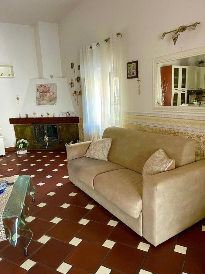 Holiday House Il Castello Di Anna Daire Vietri Dış mekan fotoğraf