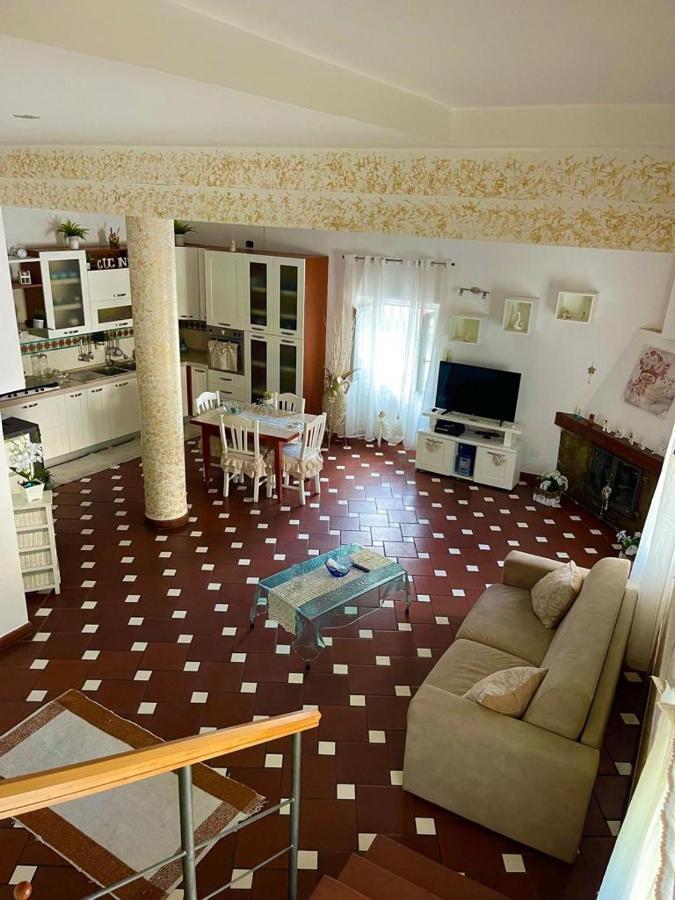 Holiday House Il Castello Di Anna Daire Vietri Dış mekan fotoğraf